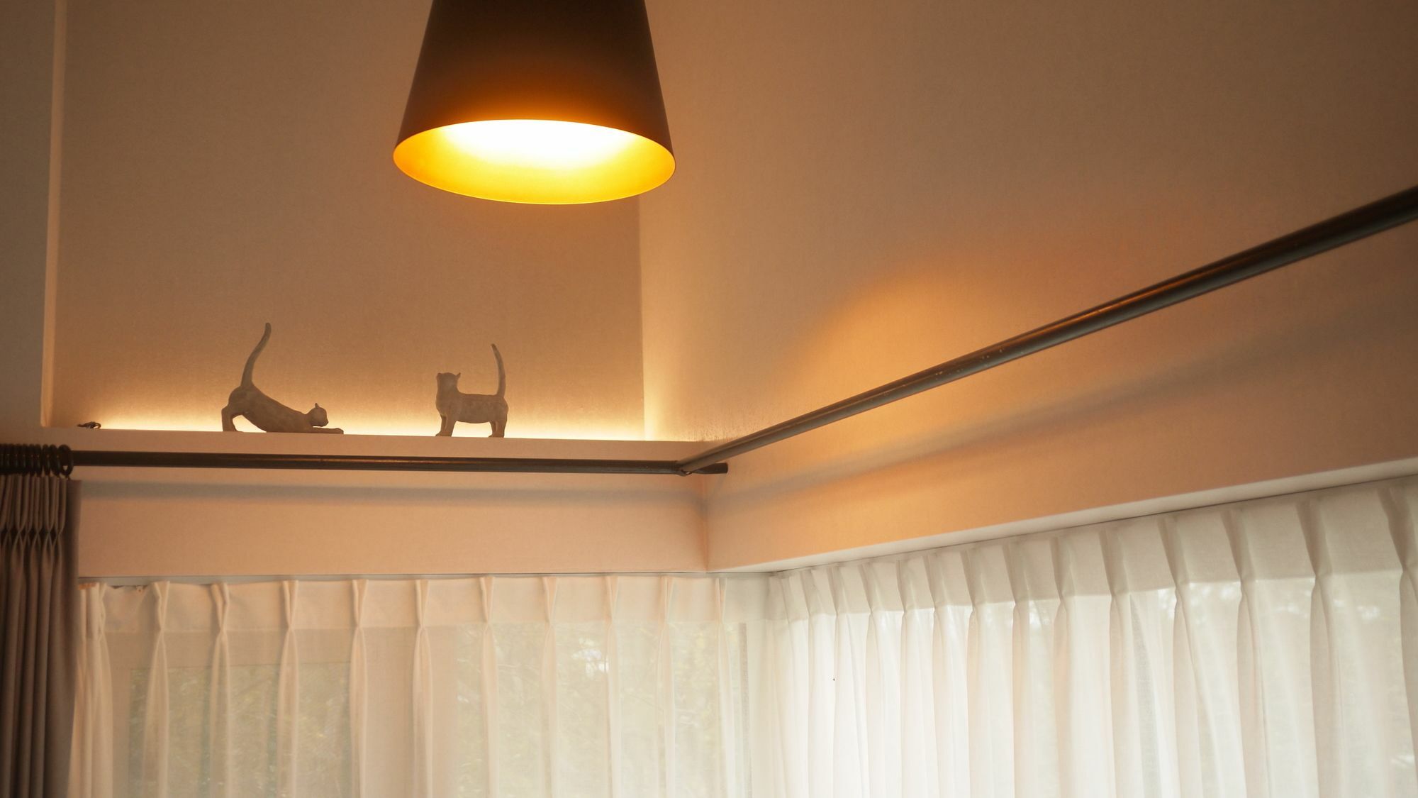 Eridu Cafe N Beds Hotel Сеогвипо Екстериор снимка